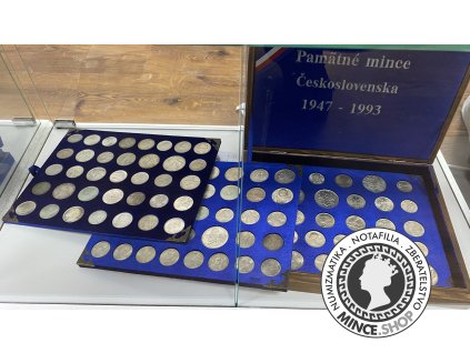 Luxusná drevená kazeta - sada československých pamätných mincí 1945-1993 bk