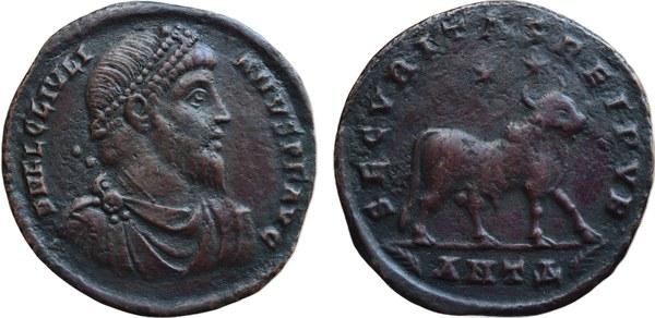 Julián Apostata – nummus (AE1) s býkem, Antiochie, 361–363 n. l.