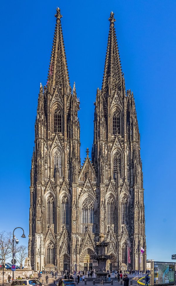 Západní průčelí katedrály v Kolíně nad Rýnem