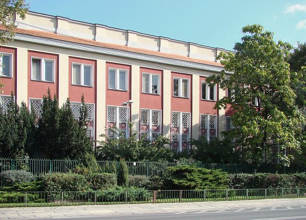 Někdejší budova státní mincovny v ulici Żelazna ve Varšavě