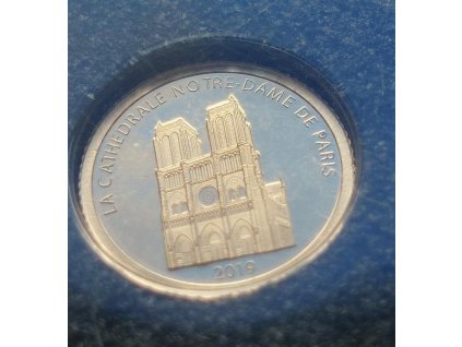 zlata mince 100 francs 2019 cathedral notre dame 223069157