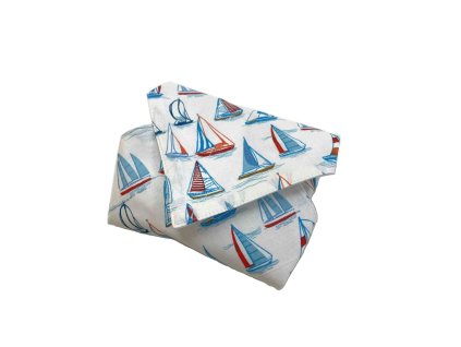 Behajtott vitorlás mintás újraszalvéta tépőzárral