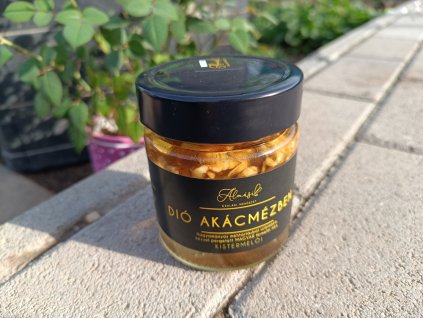 Dió akácmézben 300g – mindennapokra.hu