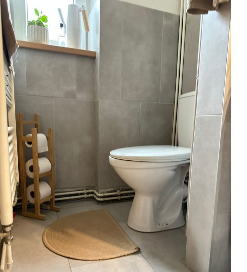 jutovy-koberec-v-koupelne