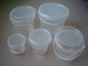 Kbelík s víčkem 5,7 litrů transparentní