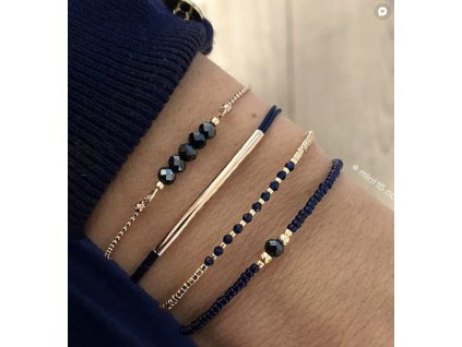 8c26c754a2dae2dd4b6504e8ec75a273