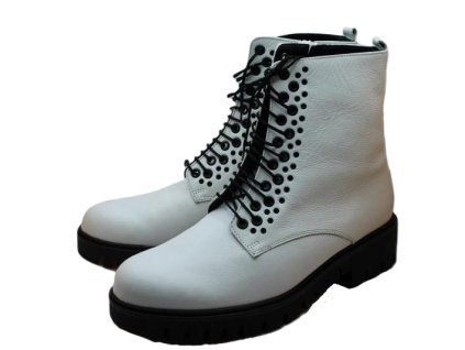 Bílé kotníkové kozačky Gabor