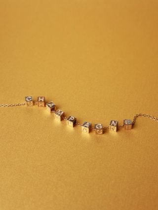 Verím, že už máte všetko na Vianoce pripravené 🎄✨ Pohár šampanského, pokojný večer a chvíle v blízkosti tých najmilších…