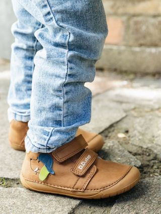 🤎Chocolate vibes + barefoot sloboda!💫 Tieto prechodné topánky sú celé z kože, majú jemnú, flexibilnú barefoot podrážku a...