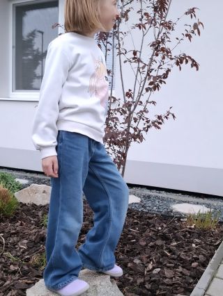 Tieto tenisky vyzerajú jednoducho… ale to hlavné je skryté 😉 ✨️barefoot konštrukcia pre prirodzený pohyb nôžky ✨️priedušný...