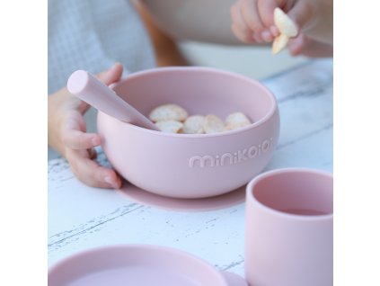 02 Pinky Pink