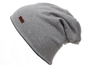 Oboustranná zateplená čepice. Jedna světle šedý melír bavlna, druhá tmavě zelený fleece.