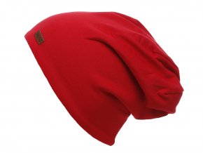 Dětská oboustranná zateplená čepice. Jedna strana z křiklavě červené bavlny, druhá z jemného šedého fleecu. Lem lze ohrnout pro kontrast barev s podšívkou.