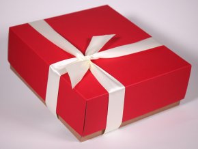 Červená bílá dárková krabice designová papírová pevná se stuhou minimel.czCiconia