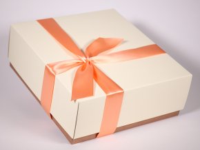 Bílá lososová dárková krabice designová papírová pevná se stuhou minimel.cz Serinus