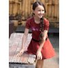 Dívčí šaty kaštanové s barevnou výšivkou teracota hnědé letní šaty tmavé pro holku B-Nosy Y112 5803 223 modelka