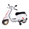 Dětský elektrický skútr Vespa bílý01