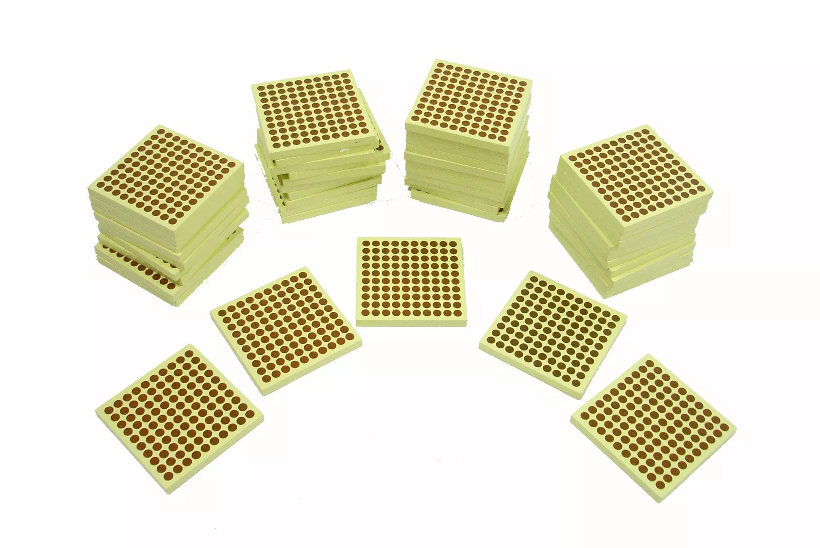 Moyo Montessori  Moyo Montessori 45 kusov drevených stovkových štvorcov