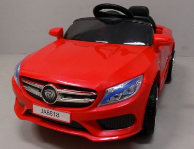 Elektrické autíčko Cabrio M4 v červenej farbe
