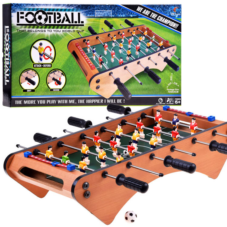 Mini futbal na drevenom stole