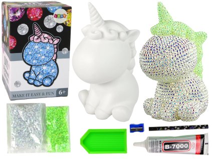 Kit pentru realizarea unui unicorn verde cu diamant