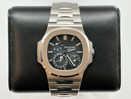 Patek Philippe Nautilus 5712/1A-001