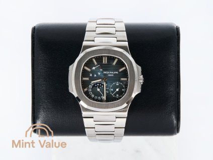 Patek Philippe Nautilus 5712/1A-001