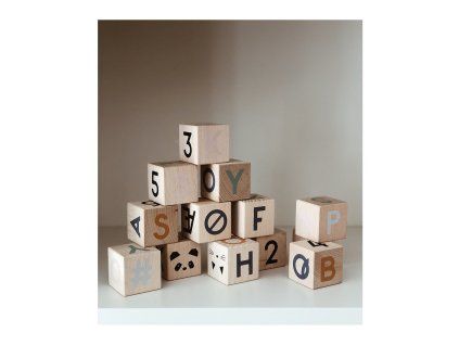 drevene kocky lars liewood