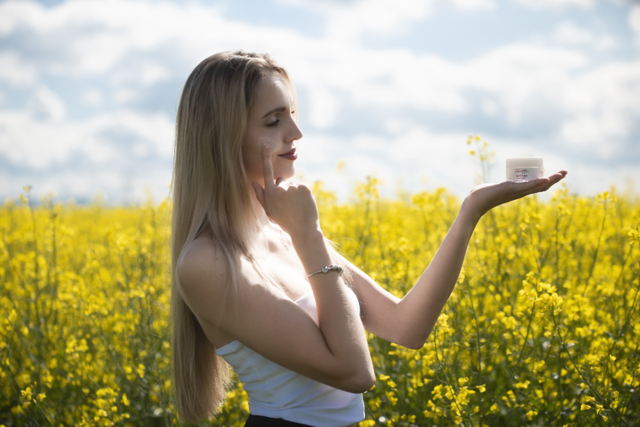 7 NAJLEPŠÍCH BEAUTY RÁD NA JAR PRE VAŠU PLEŤ