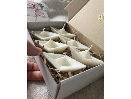 4fd90cbc d0c9 4deb aa4a 10e3ef3fee17