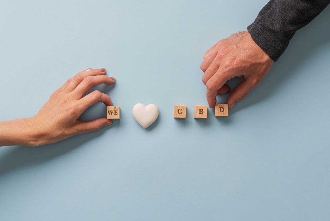 Broadband vs. full-spectrum CBD oil: Which is better?