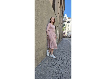Pudrové šaty Adeline