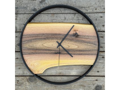 drevene hodiny orechove 16