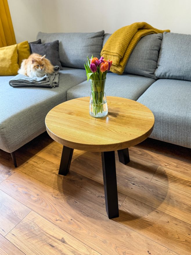 Naše novinka na eshopu🛒Konferenční stolek Darcy🌳 #drevenystolek #domov #ceskyvyrobek #ceskyvyrobce