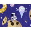 Bavlněný úplet s digitálním potiskem „sladký vesmír“, hravý motiv na světlém podkladu, šíře 180 cm, ideální pro dětské oblečení a pohodlné volnočasové oděvy.
