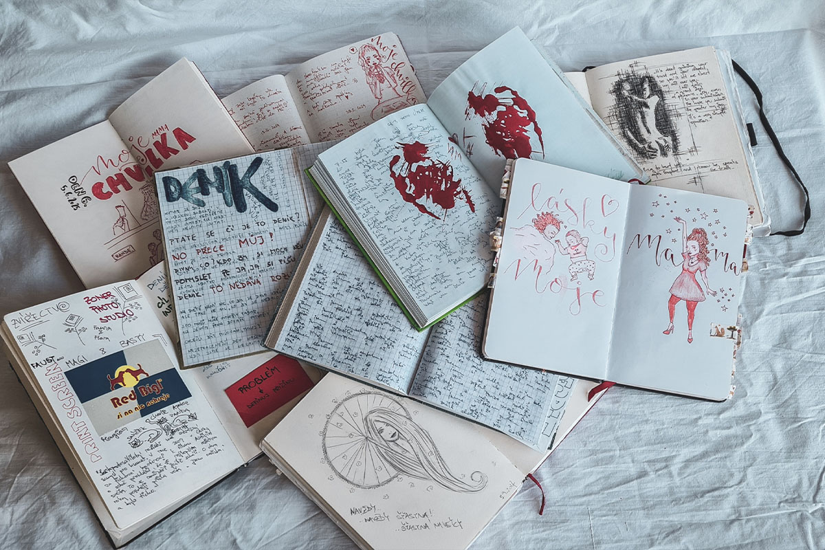 Co je kreativní deník (a proč tě může bavit víc než klasický deník)