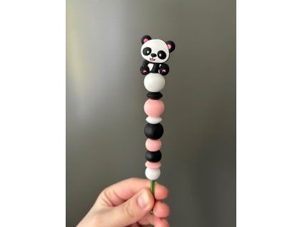 Háček-panda