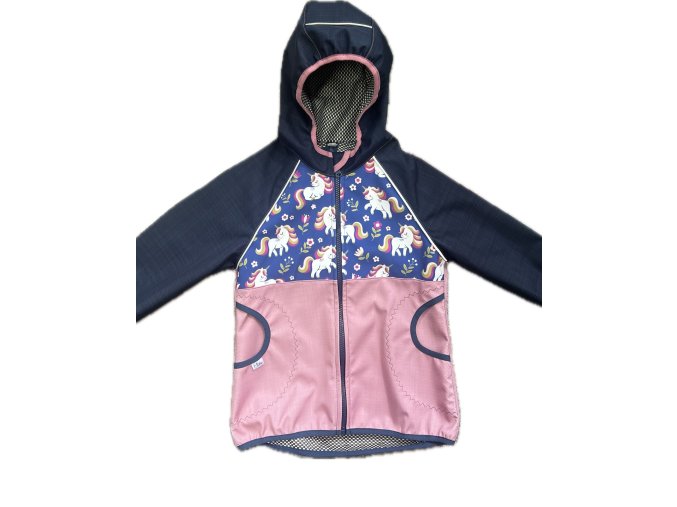 Softshellová bunda s beránkem