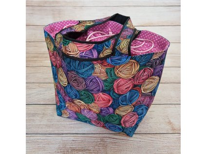 Taška na klubíčka - tmavá klubíčka III