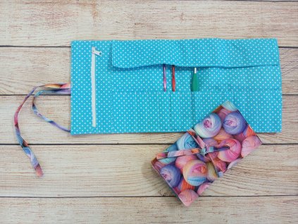 Pouzdro na háčky - pastelová klubíčka