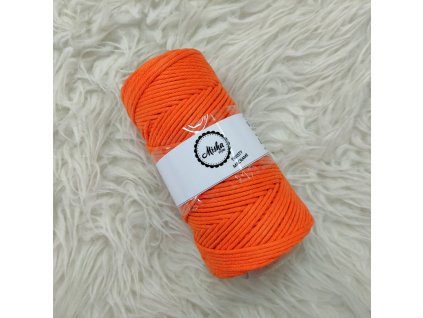 Twisty macramé 3mm 450 oranžová