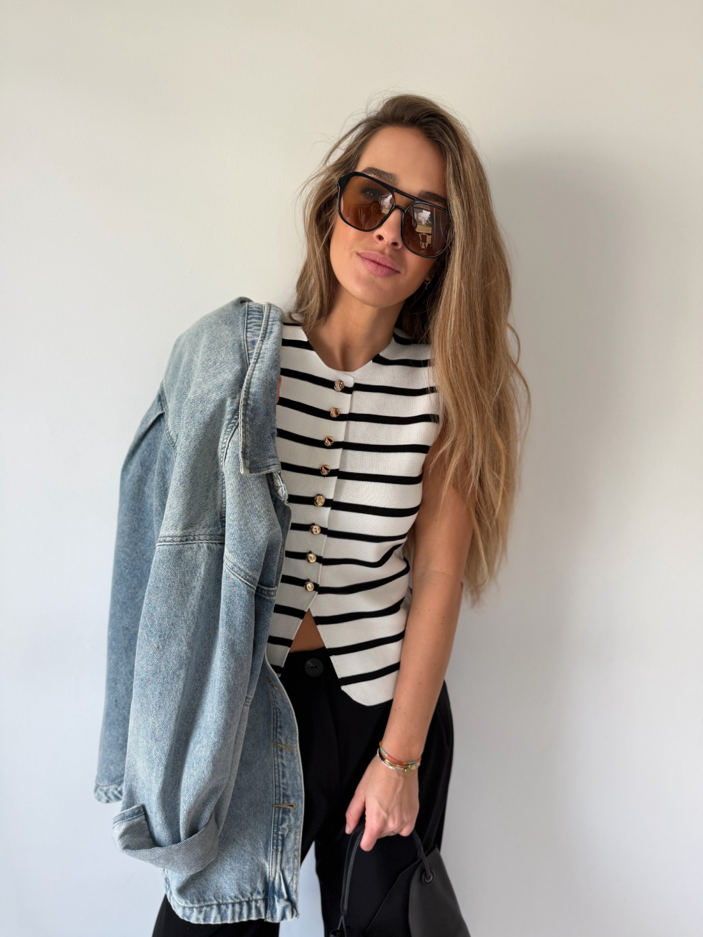 Luxusní vestička Korr pruh černo bílá