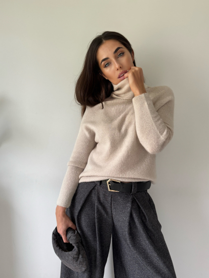 Svetr alpaka s rolákem krémová