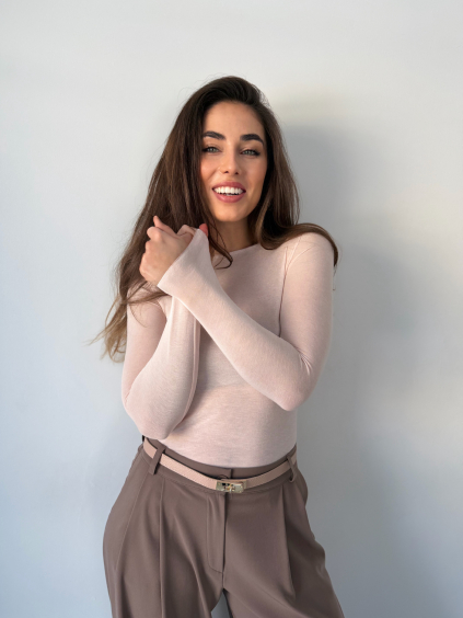 Triko s kašmírem nude pudrová
