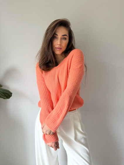 Svetřík Alpaca V oranžová