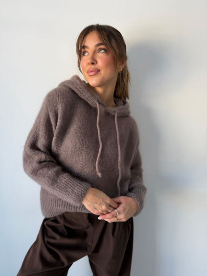 MOHÉROVÝ SVETR S KAPUCÍ HNĚDÁ