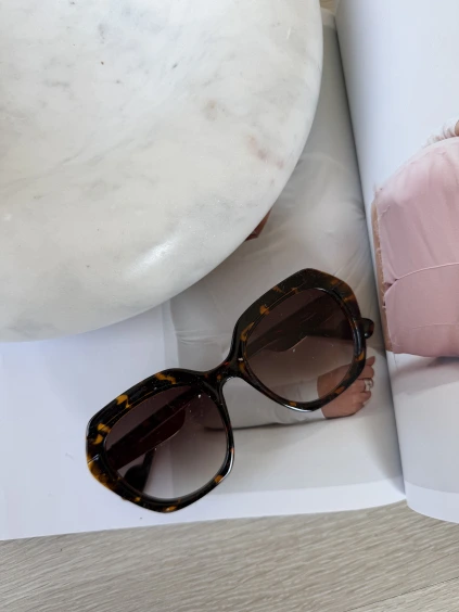 Sluneční brýle Ola vzor