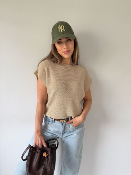 Halenka Shine zlatá