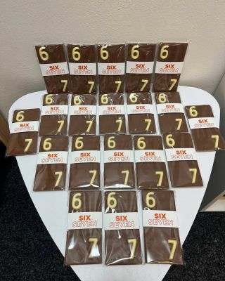 6️⃣7️⃣! Je tu, aneb dorazila zásoba čokolády. Docela jsme tomu odolávali, ale když přišla naše Natálka a povídá mami, máš...
