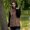 902050 dámská mikina ELIS s kapucí vzor 764209 leopard mocha mousse mock up PD pozadi